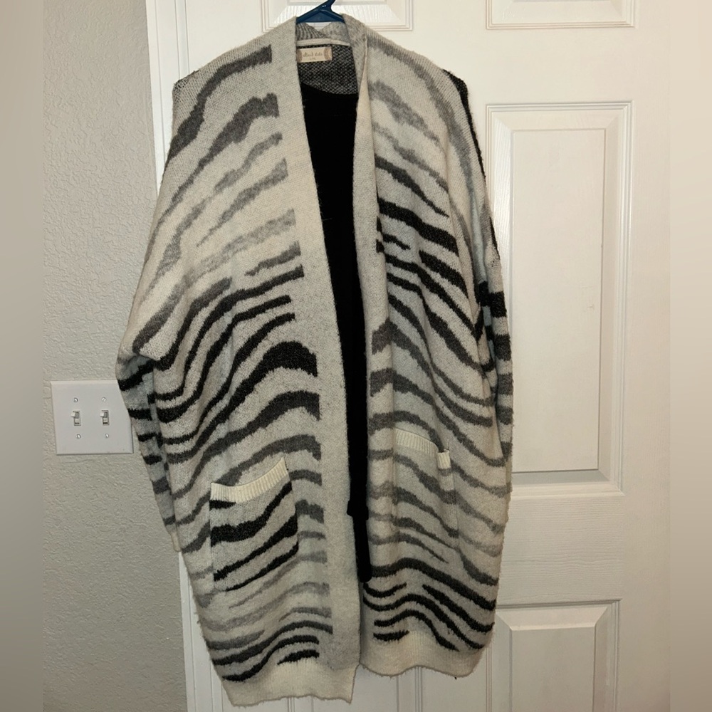 Cardigan size L/XL